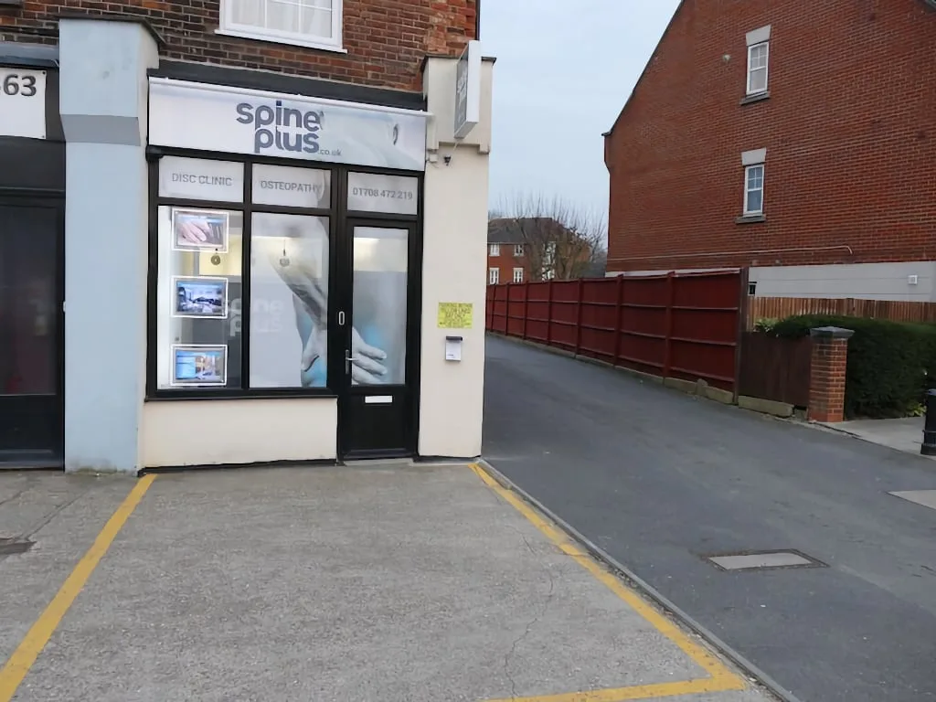 Spine Plus Hornchurch parking